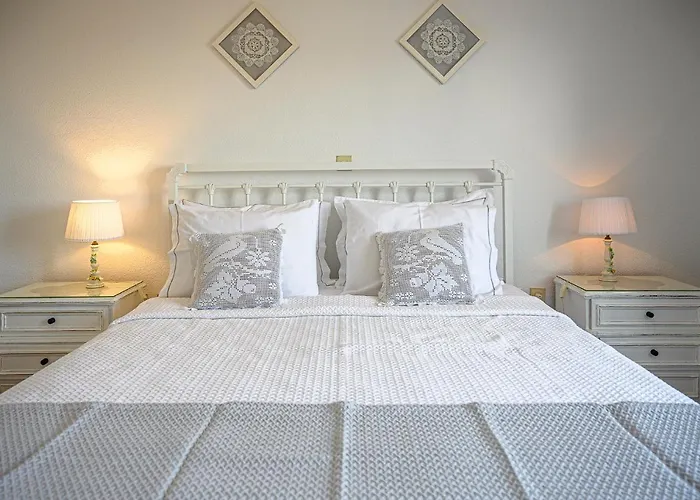 Traditional House Milos