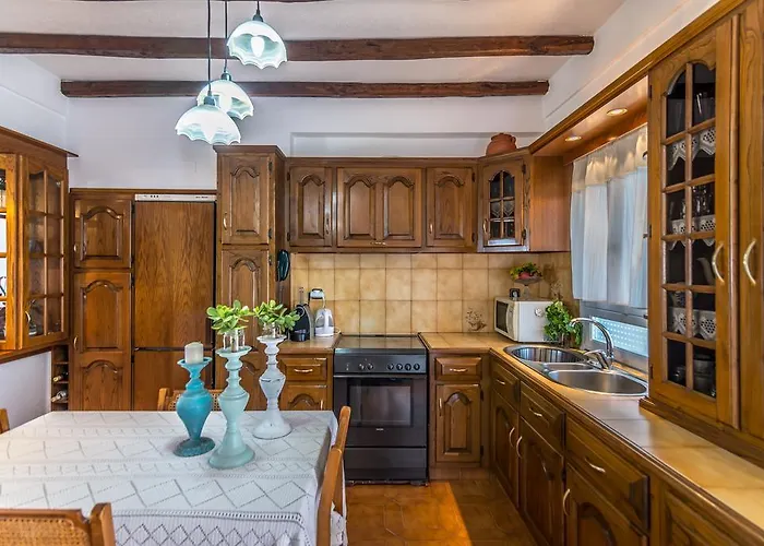 Traditional House Milos Апартаменты